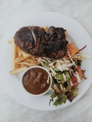 tender,juicy steak served with fries